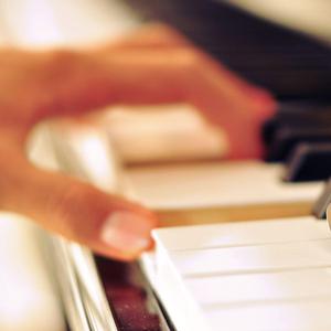 日本成人自拍小电影
